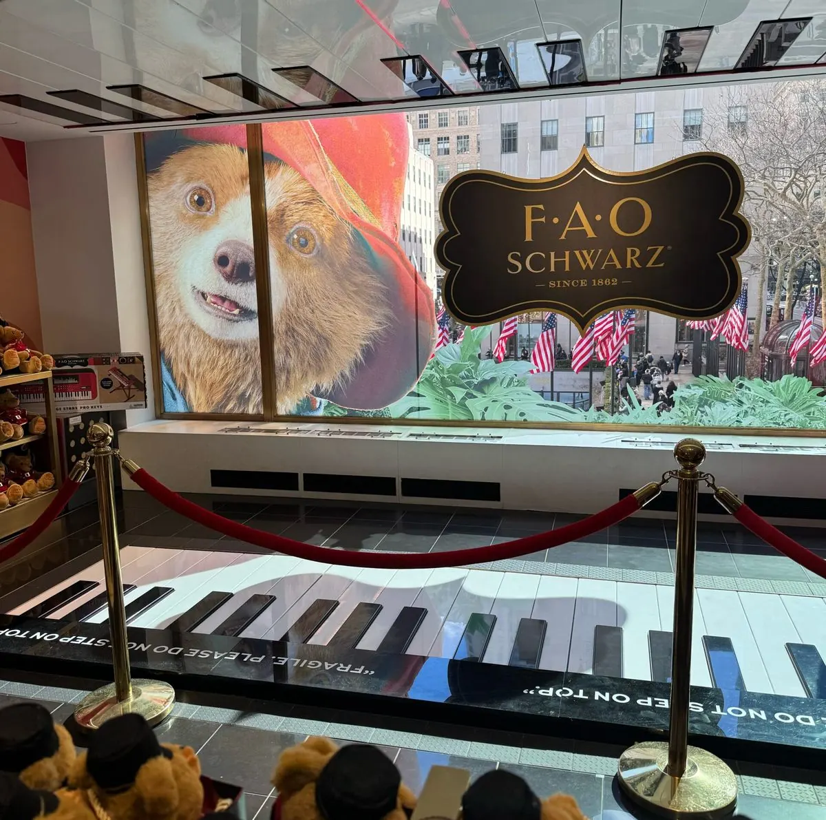 The Magic Behind the Counter: How FAO Schwarz Transformed Retail with Teamwork Commerce