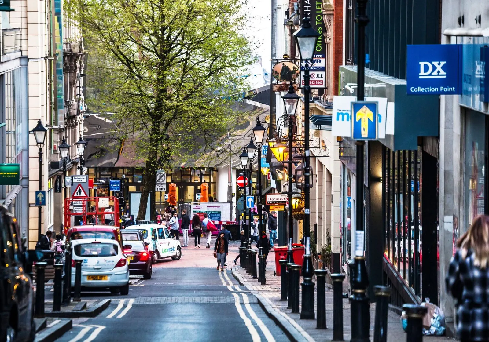 Retail in Review (March & April): Fiscal Reflections, Tech Advancement, & Retail Growth