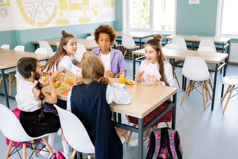 Students in a LunchPals mentoring session