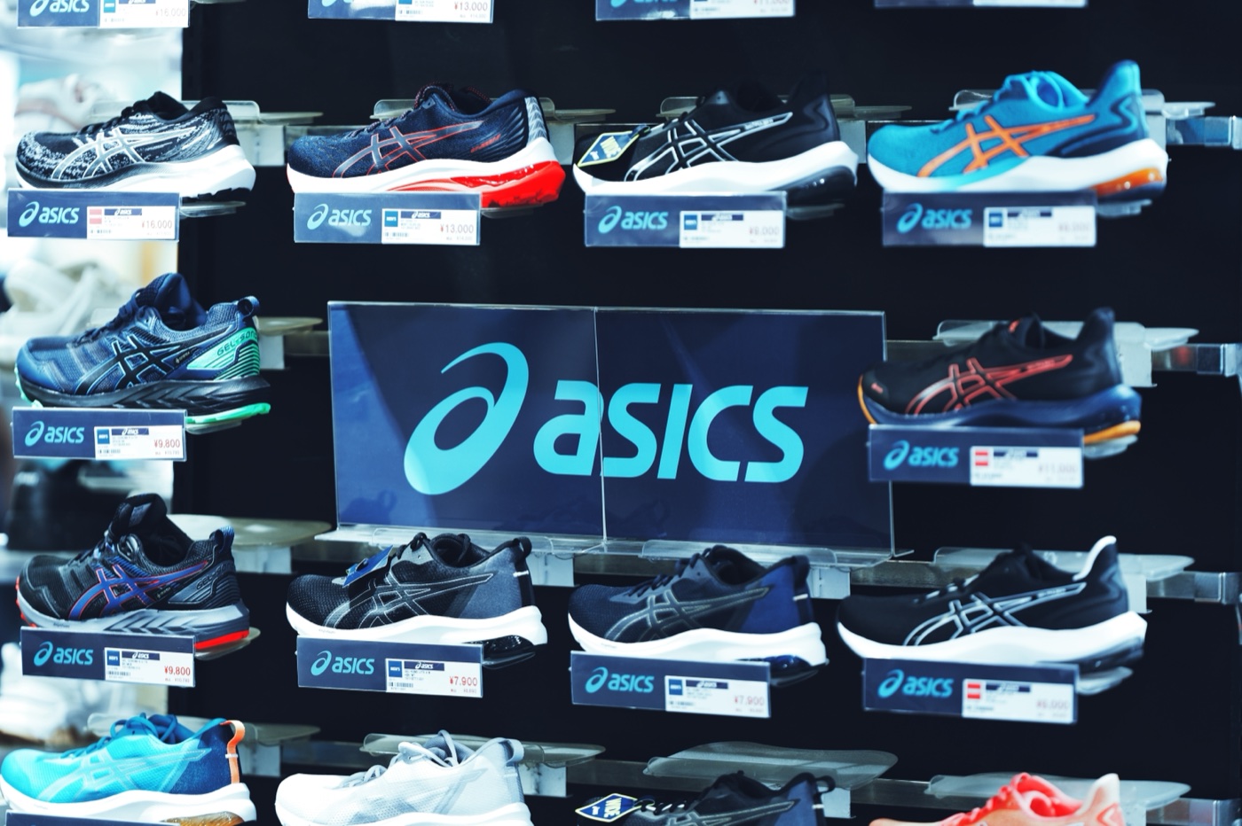 ASICS