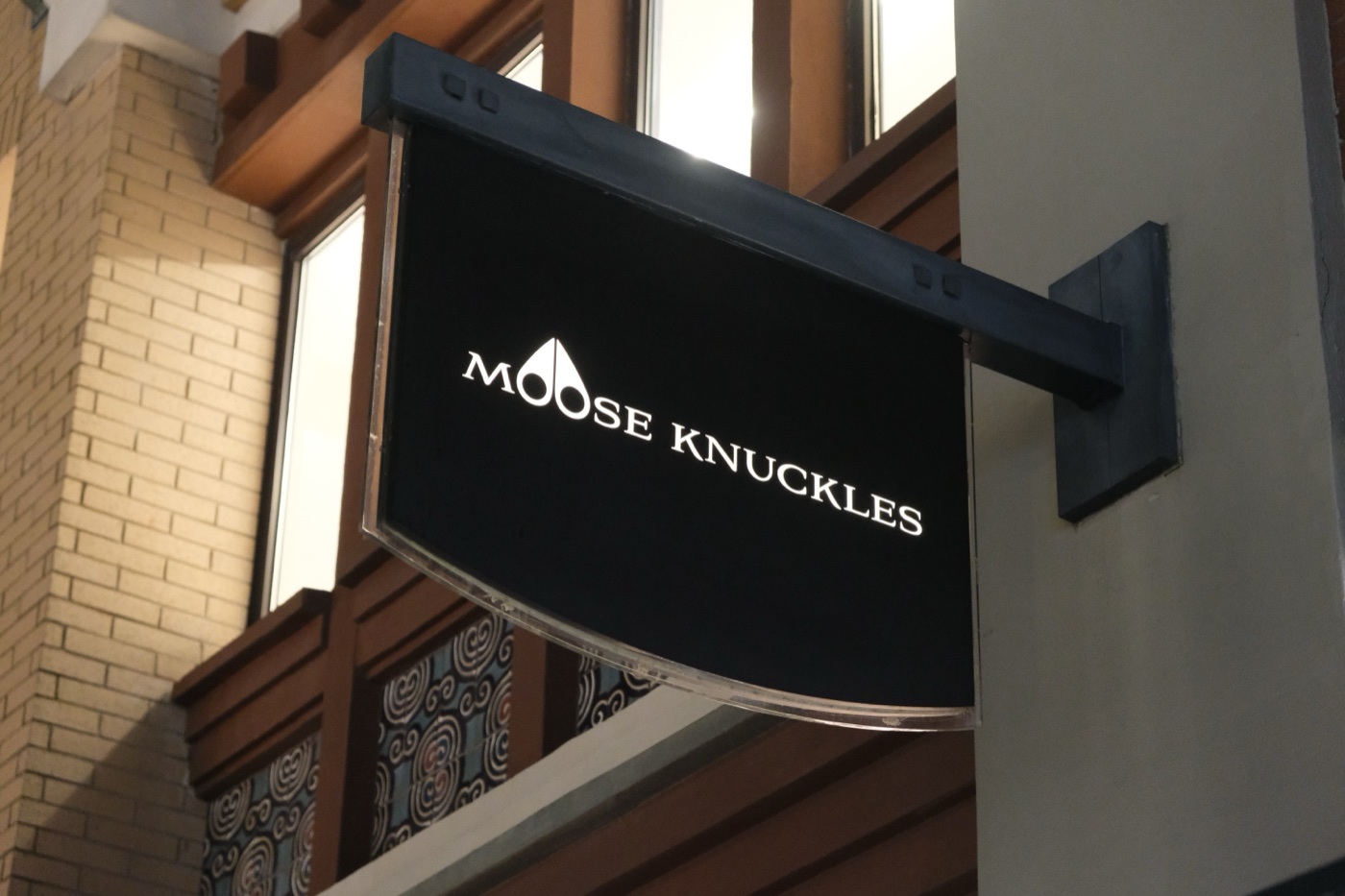 Moose Knuckles